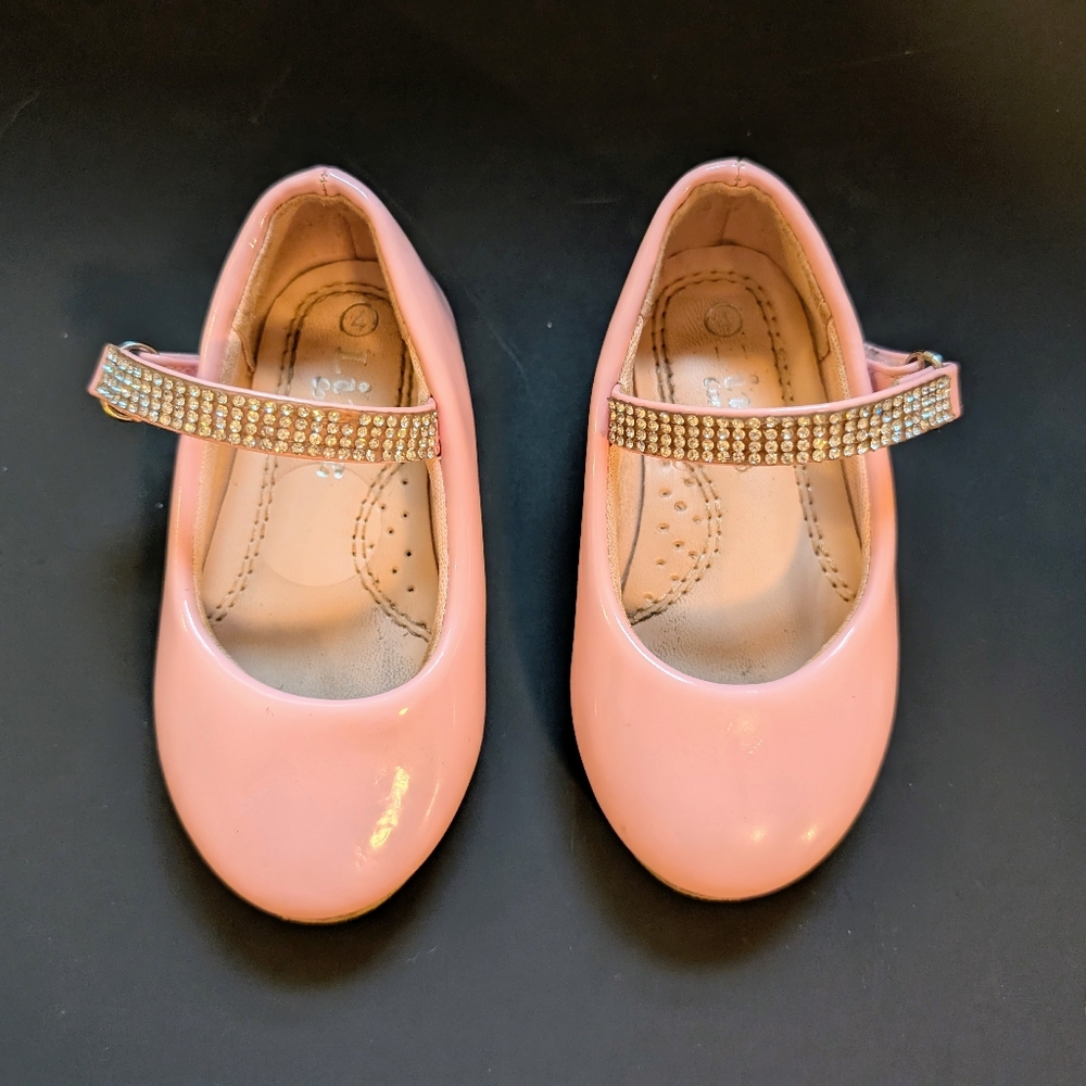 Pink Patent Leather Kids Shoes with Rhinestone Strap